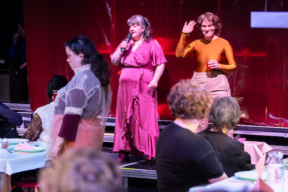 24.04.2026, Best OFF Theaterfestival, "Tod in der Tupperbox", Frl. Wunder AG & Theater Thikwa). Kulturzentrum Pavillon Hannover. Foto: Helge Krückeberg